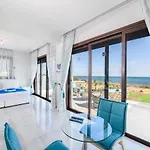 빌라 Serenity Seafront 아이아 나파