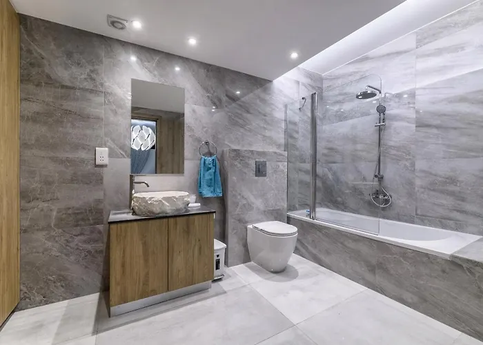 Serenity Seafront Айя-Напа