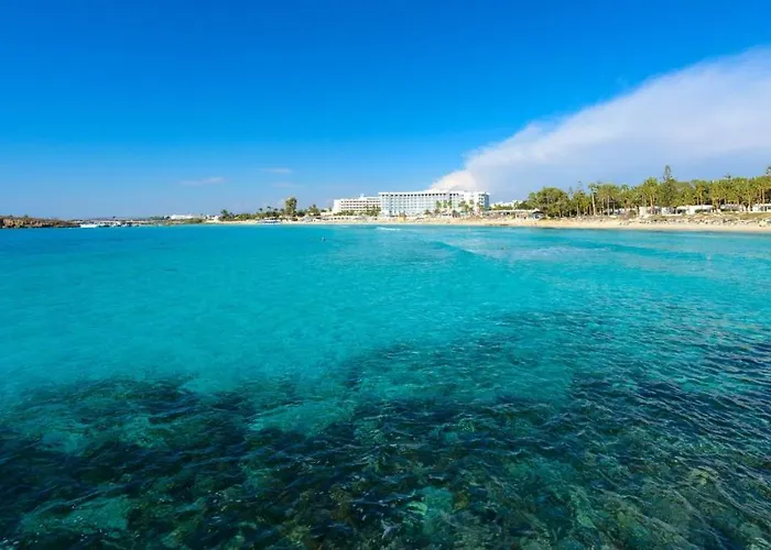 Serenity Seafront Вилла